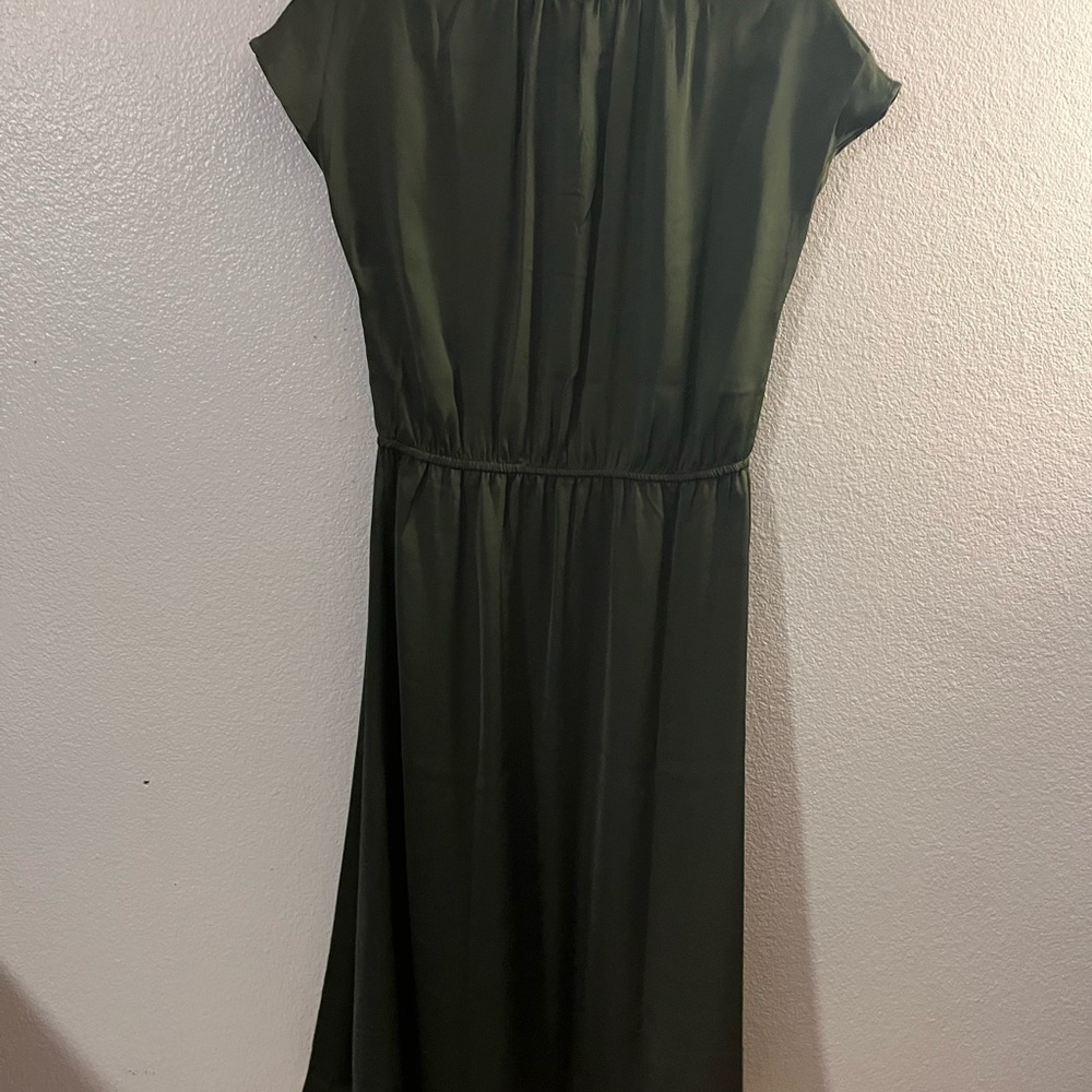 H&M emerald green knee length dress, silk, pick up or meet up only size small